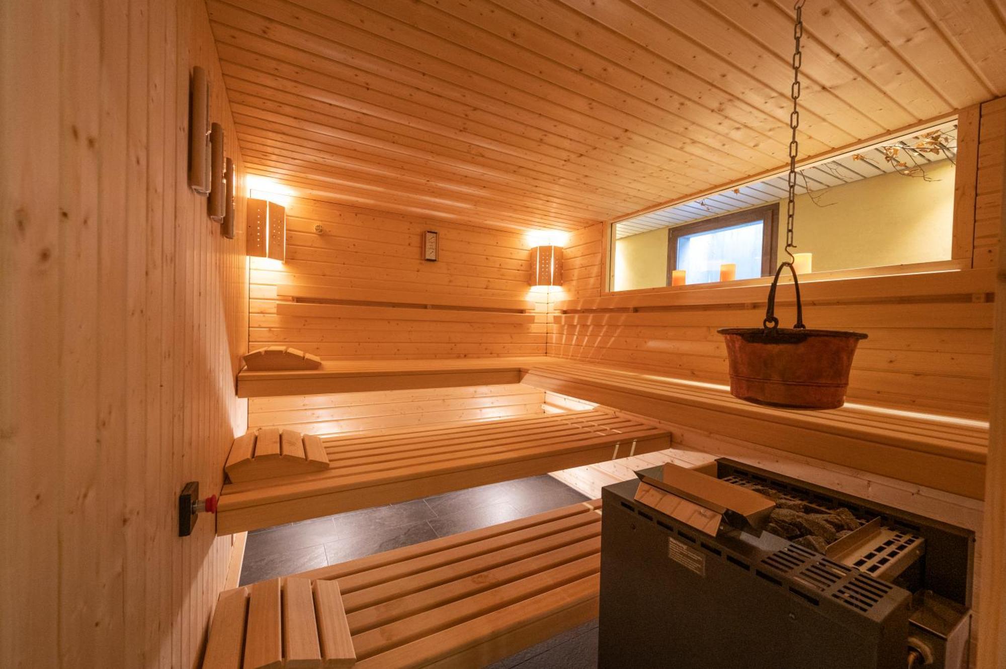 Toni's Alpine Loft * Kandersteg